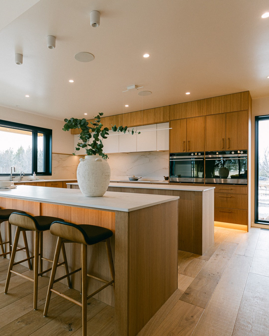 13 Japanese Style Kitchen Ideas 2026 – CreativeBooster
