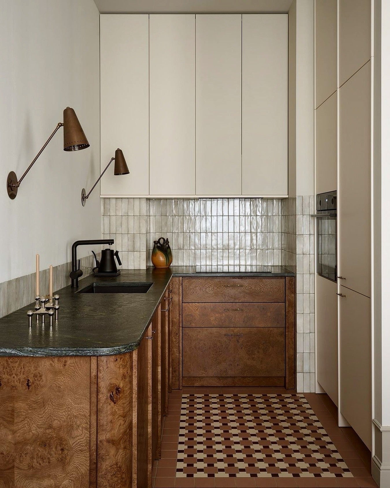 13 Japanese Style Kitchen Ideas 2026 – CreativeBooster