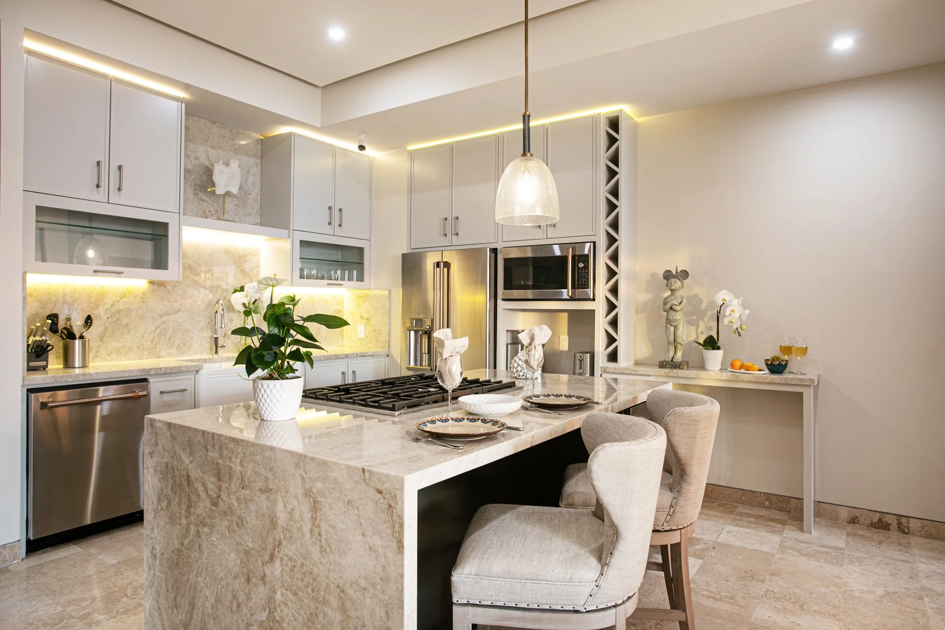 KITCHEN TRENDWATCH 2026: What Vacation Homebuyers Want Now — Crate Interiors — Crate Interiors
