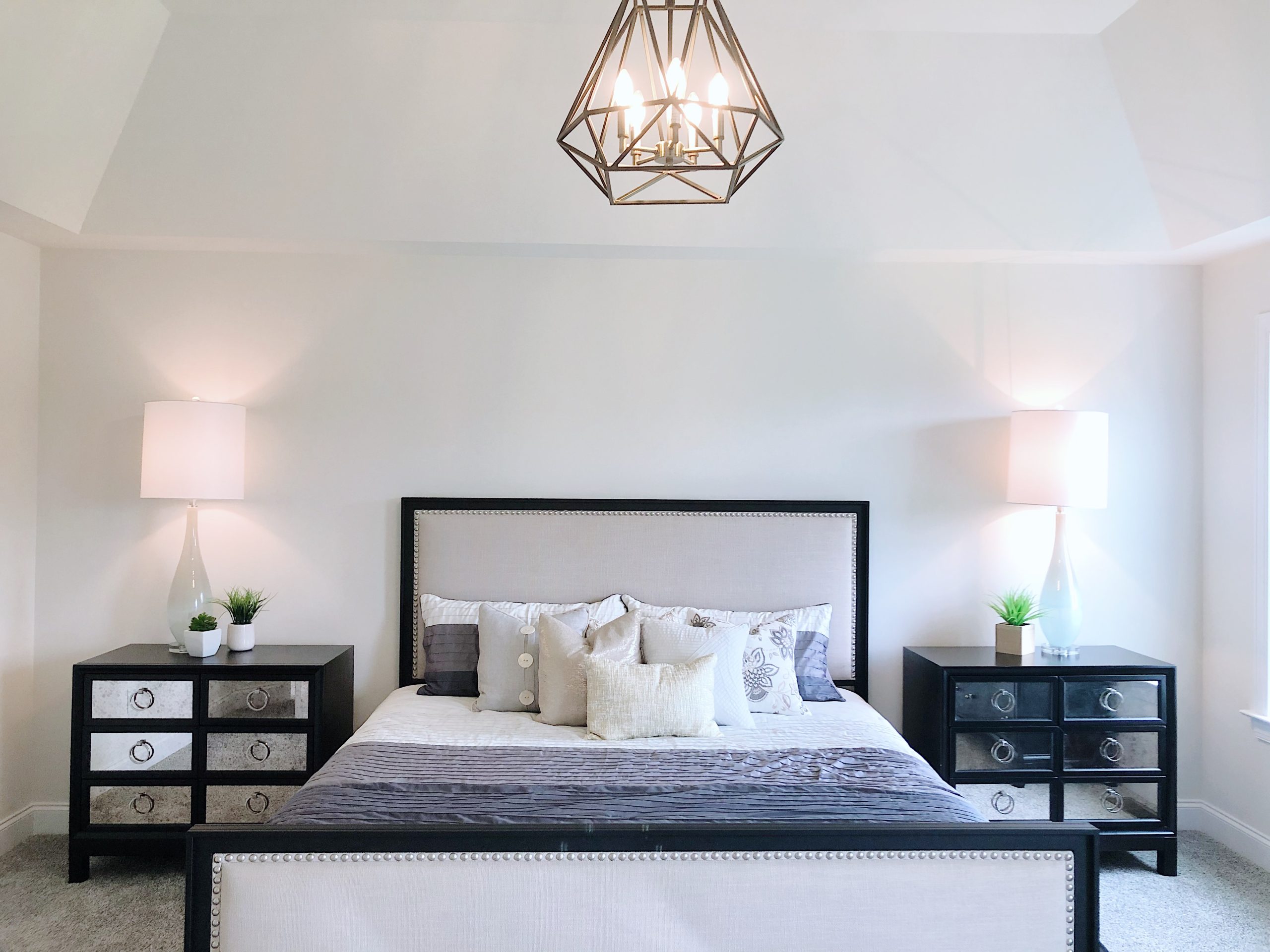 11 Basement Bedroom Ideas to Consider For Your Custom Home