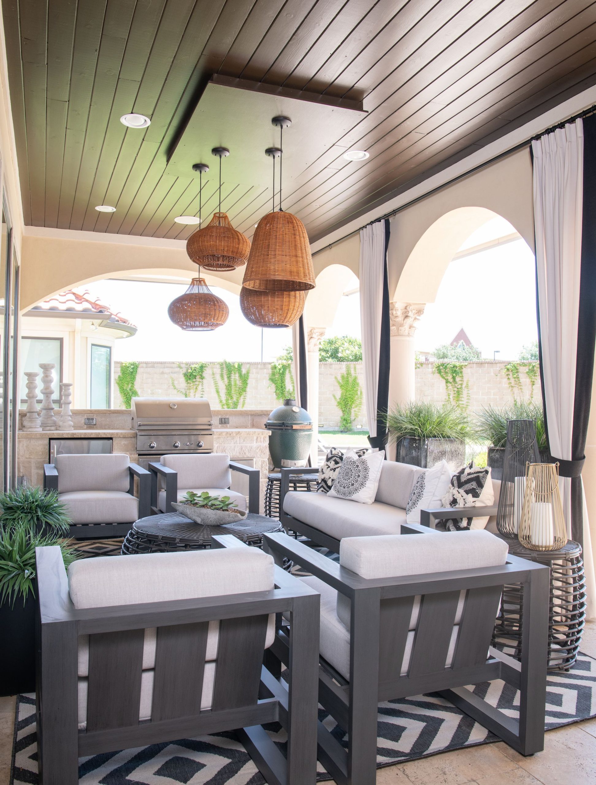 19 Stunning Outdoor Living Room Ideas