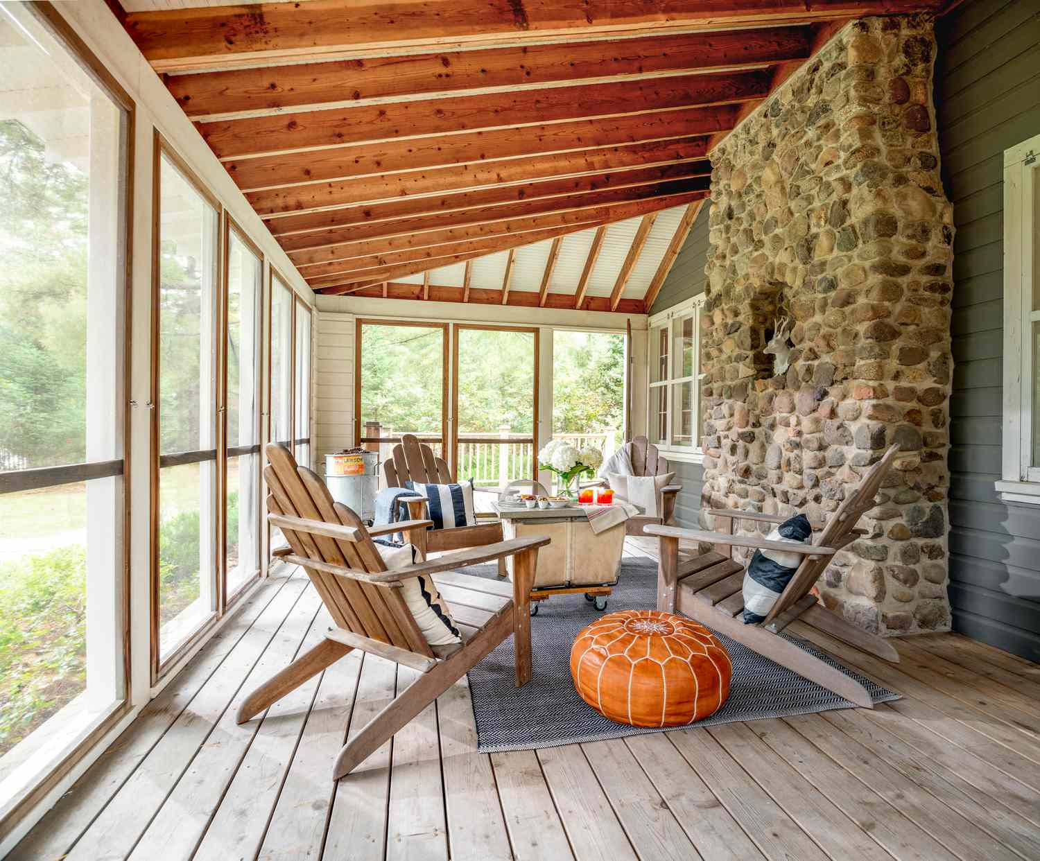 20 Screened-In Porch Ideas for an Inviting Outdoor Escape