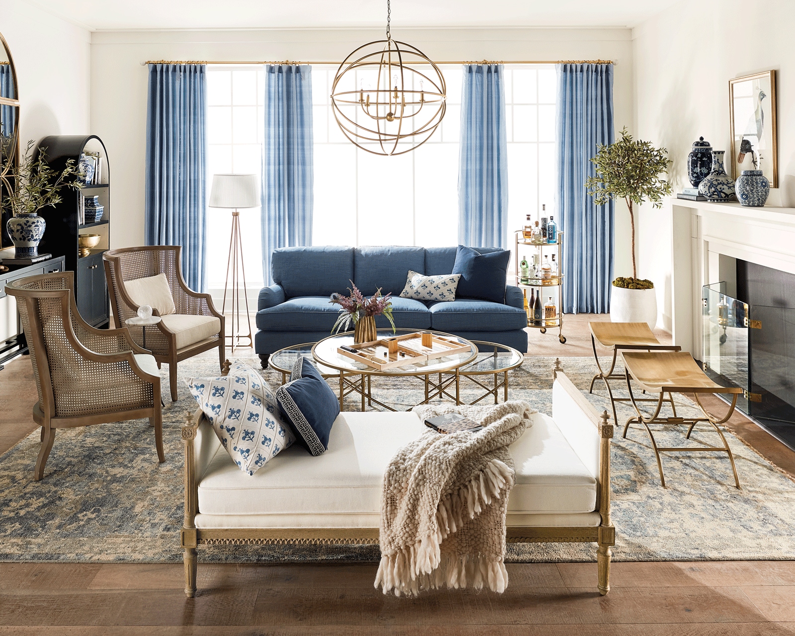 25 Blue Rooms & Why You Need this Classic Color - How to Decorate