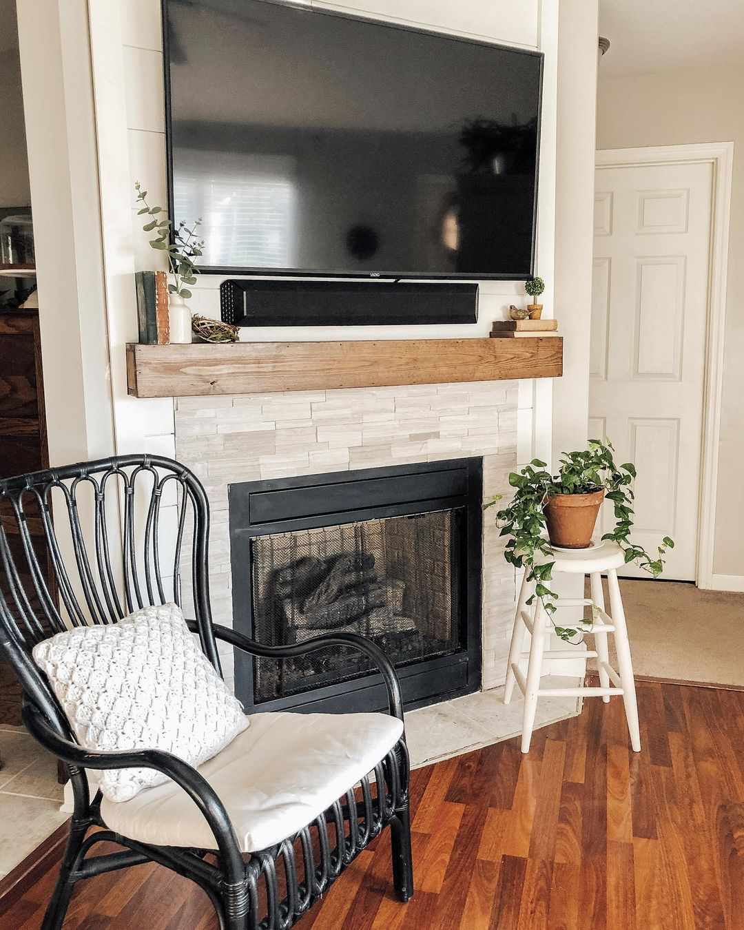 25 Corner Fireplace Ideas to Make a Cozy Statement