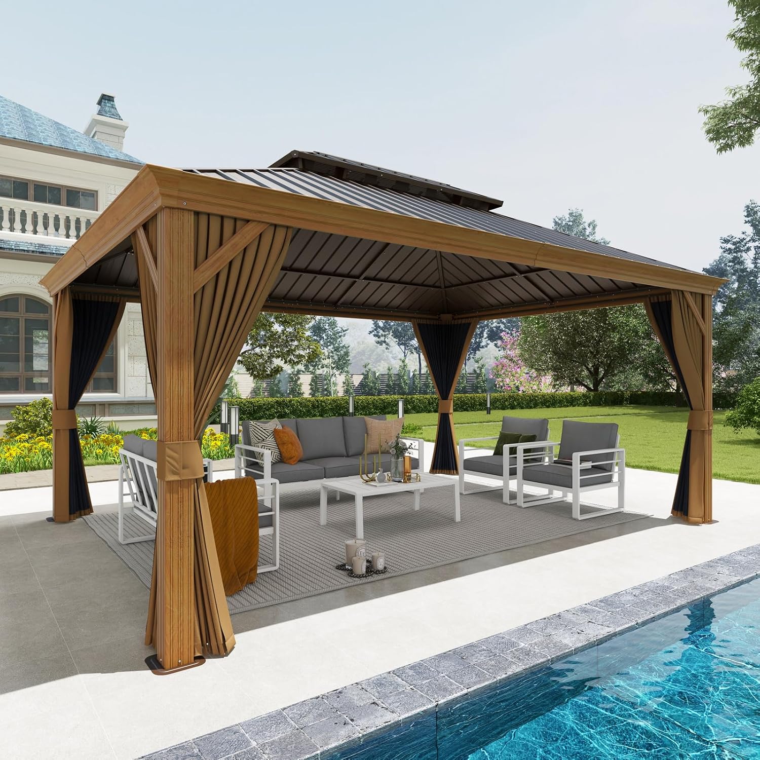 5 Must-Have Shade Solutions for Your Summer Courtyard