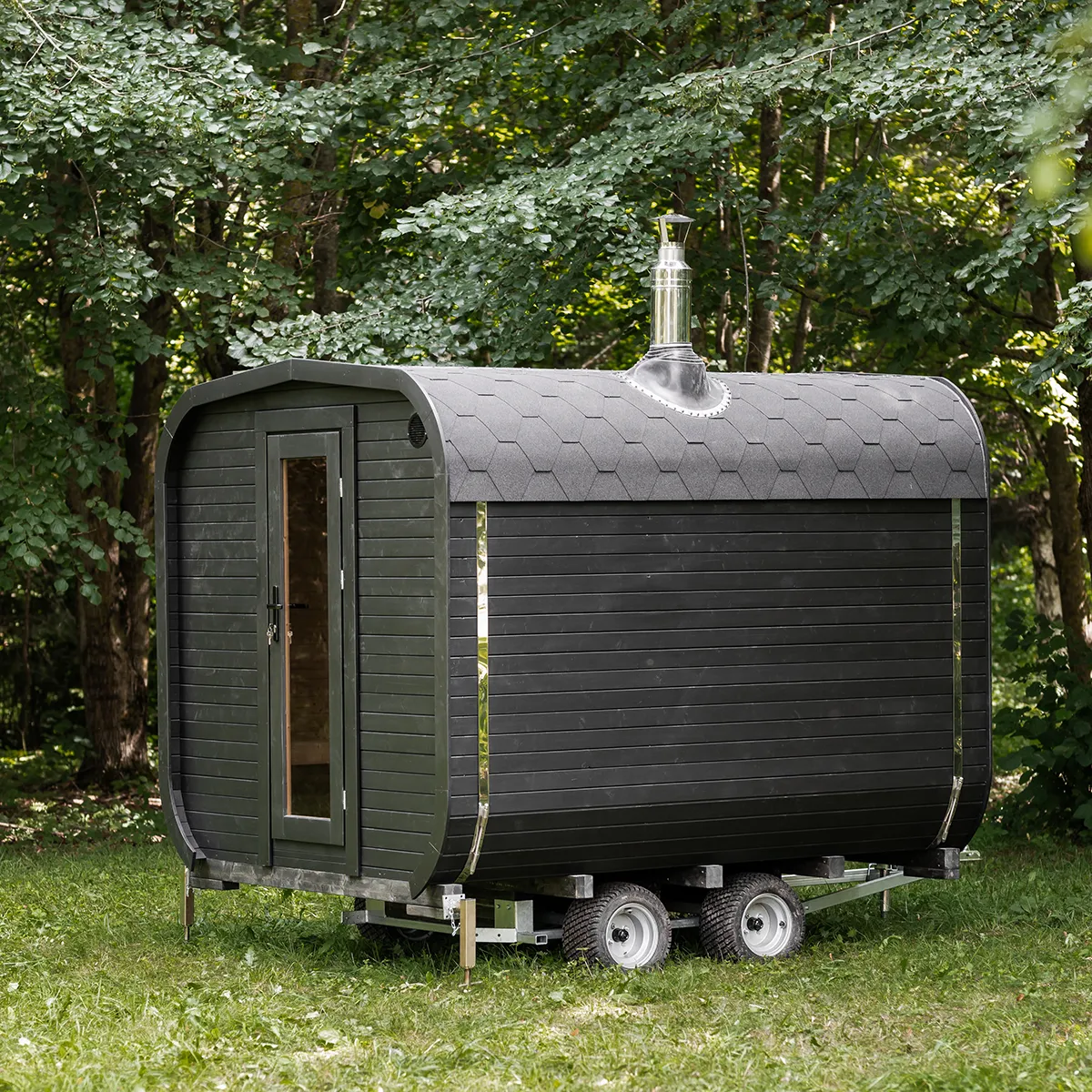 6-Person Outdoor Sauna With Anteroom | EdenHut