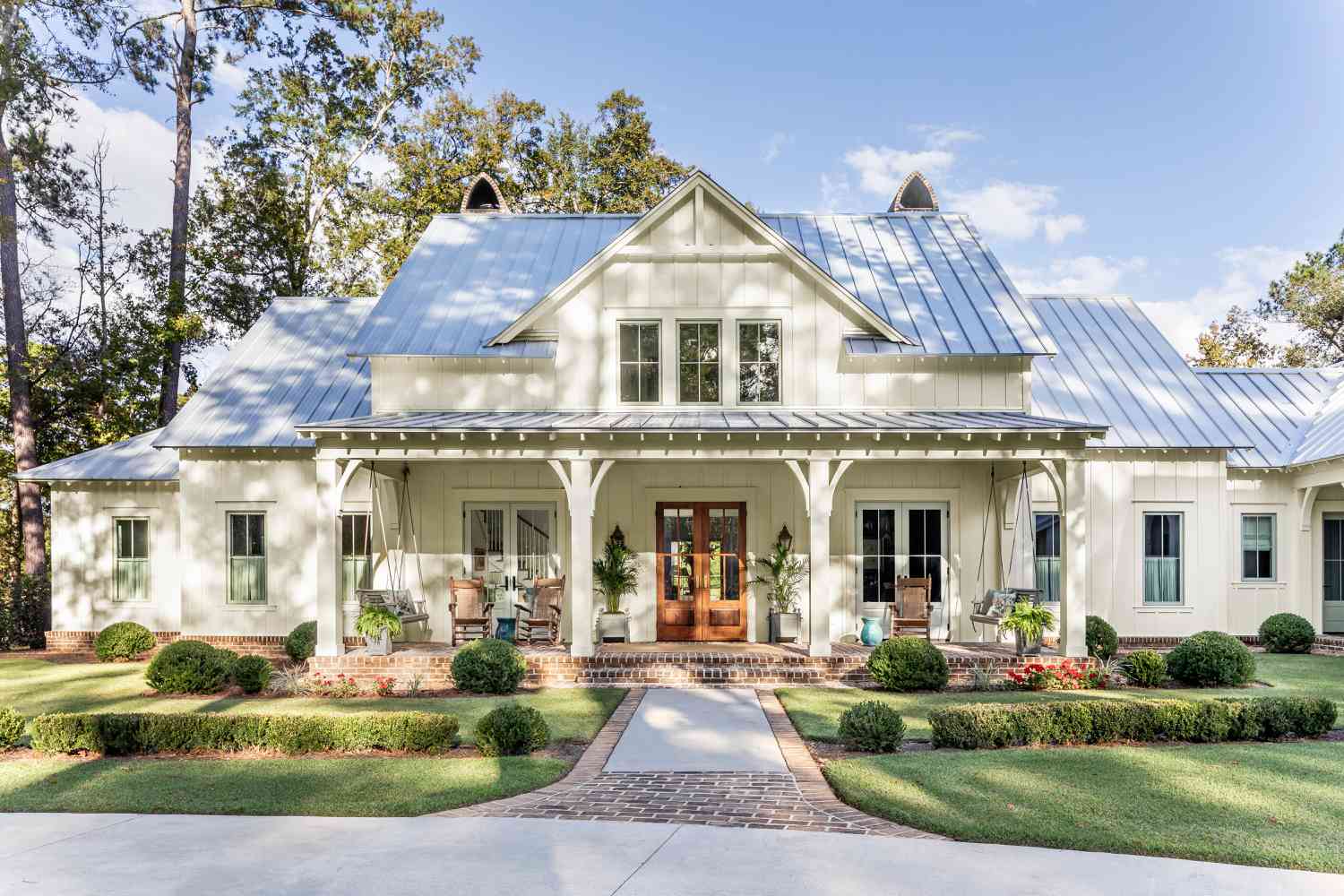 65 Charming House Exteriors We'd Love To Come Home To