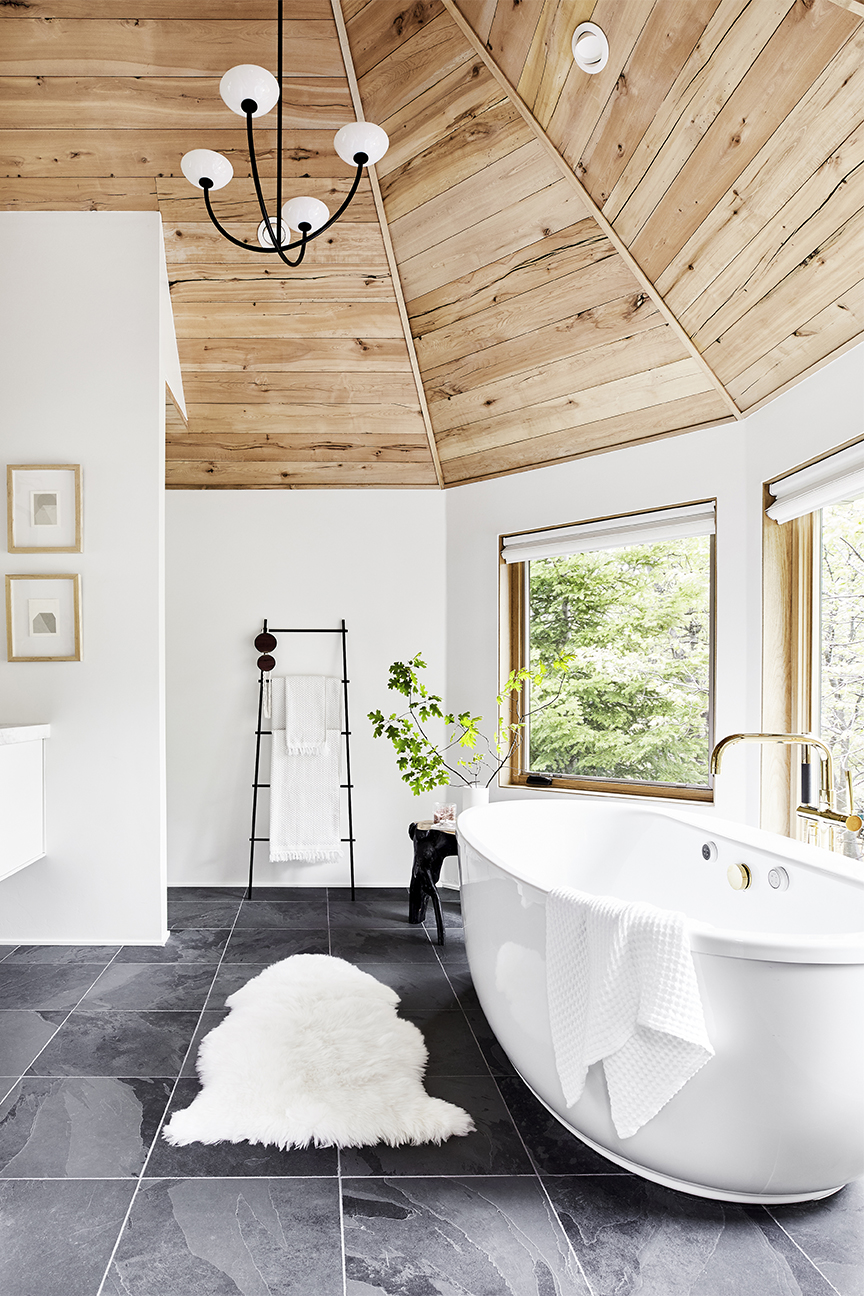 7 Grey Bathroom Floor Tile Ideas That Are Sure to Inspire