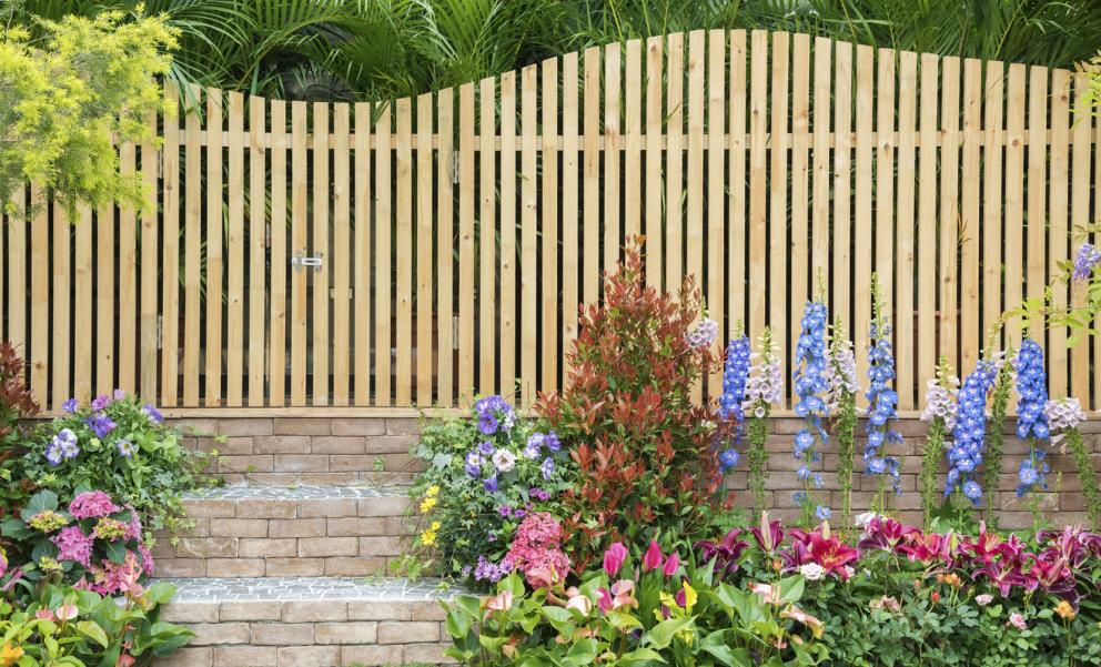 A Comprehensive Guide to Garden Fences and Their Properties