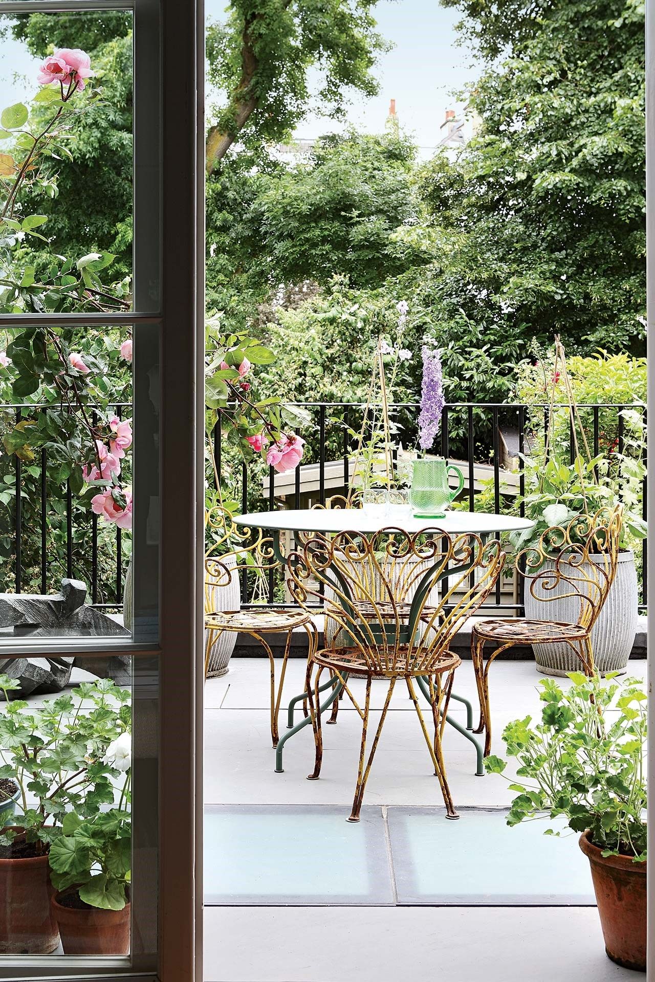 Balcony ideas to make the most of this small outdoor space | House & Garden