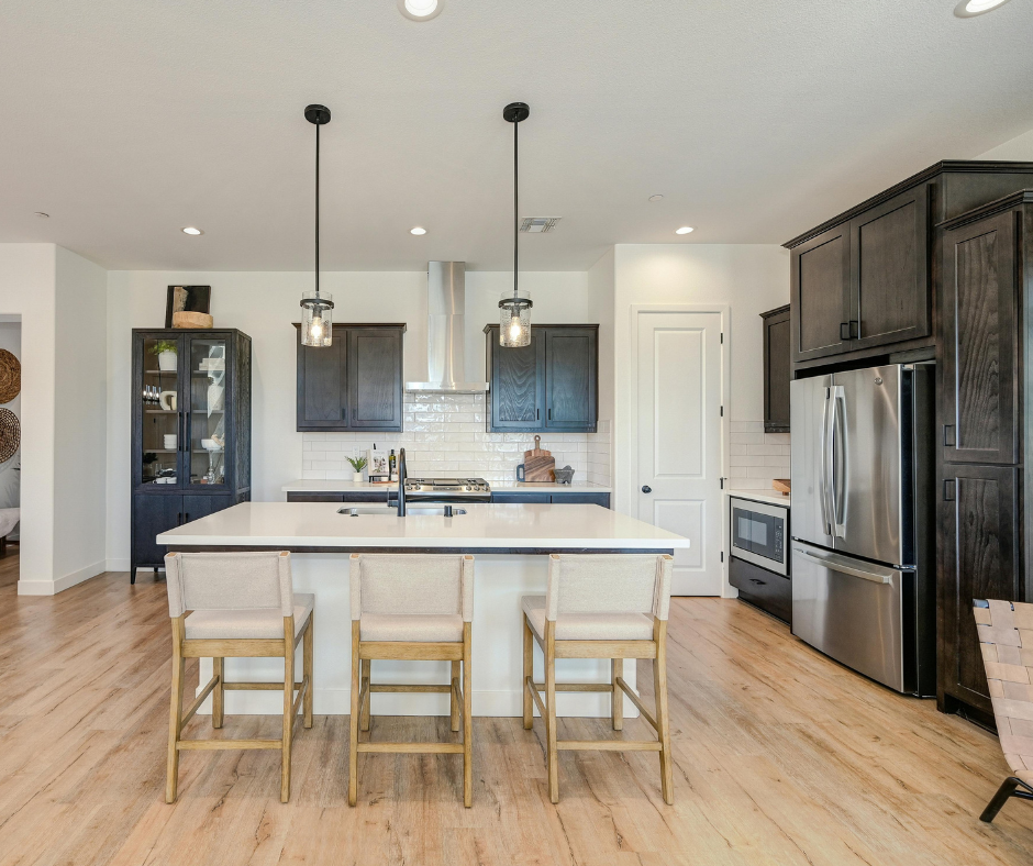 Blending Old and New: Mastering the Modern Farmhouse Interior Design Style in San Francisco Bay Area | The Floor Store