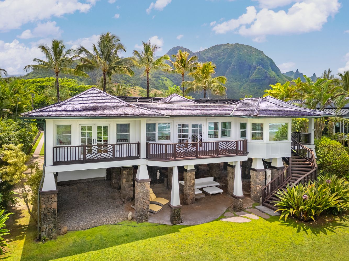 Contemporary Haʻena Beachfront Estate - Hawaii Real Estate Market & Trends | Hawaii Life