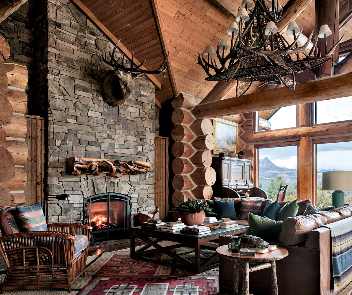 Cowboy Nostalgia Meets Contemporary Comfort In Colorado | LUXE Interiors + Design