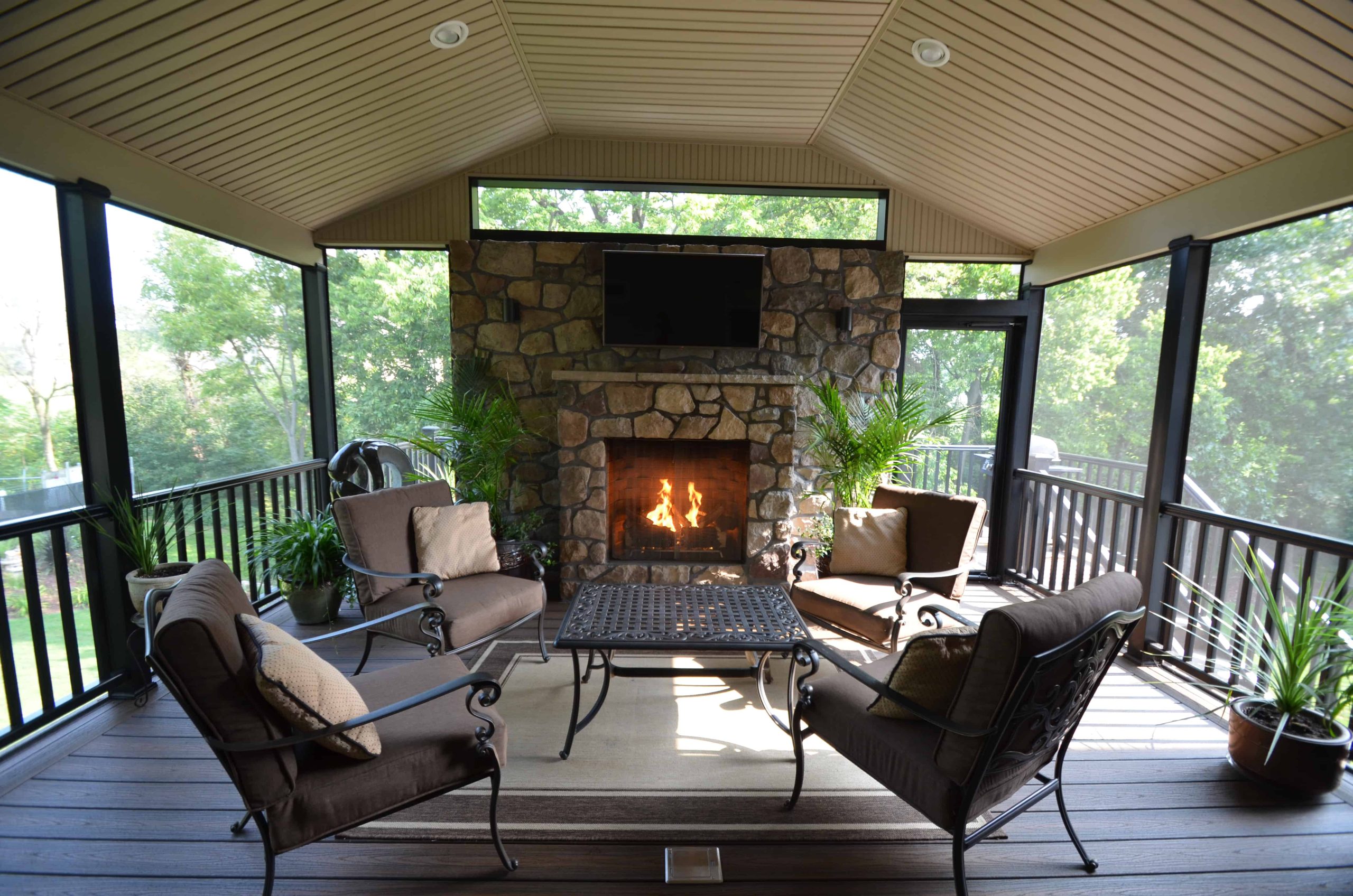 Deck Options for Family Time | Breyer Construction