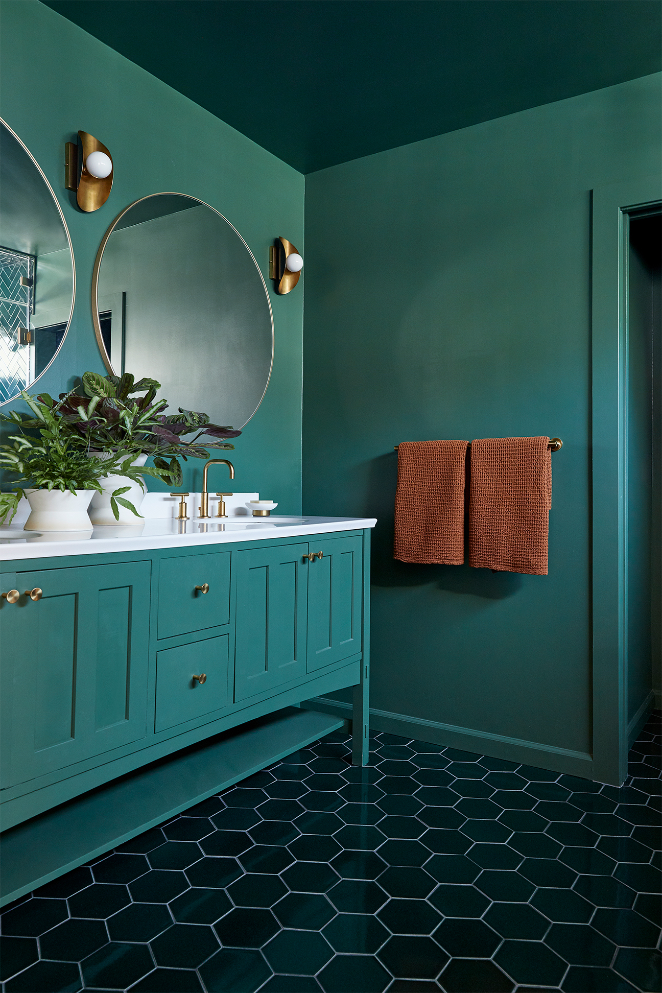 Emerald Green Bathroom Tiles Are the Star of Laurel Gallucci's LA Home