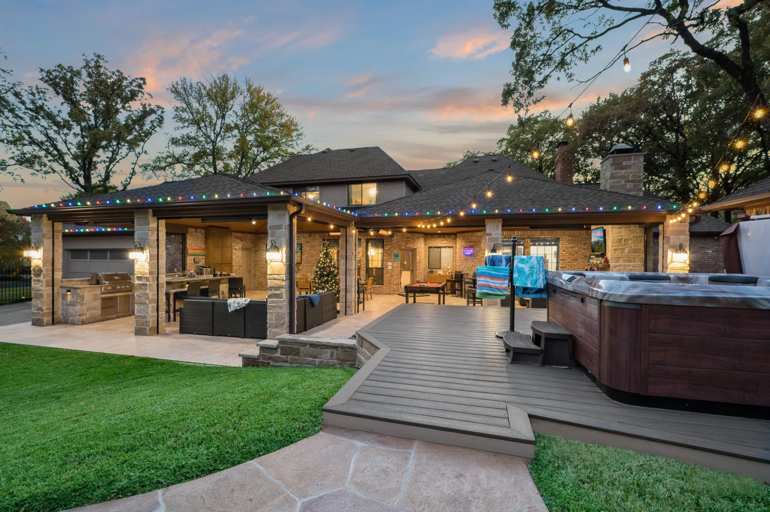 Expansive Outdoor Living in Argyle - TCP