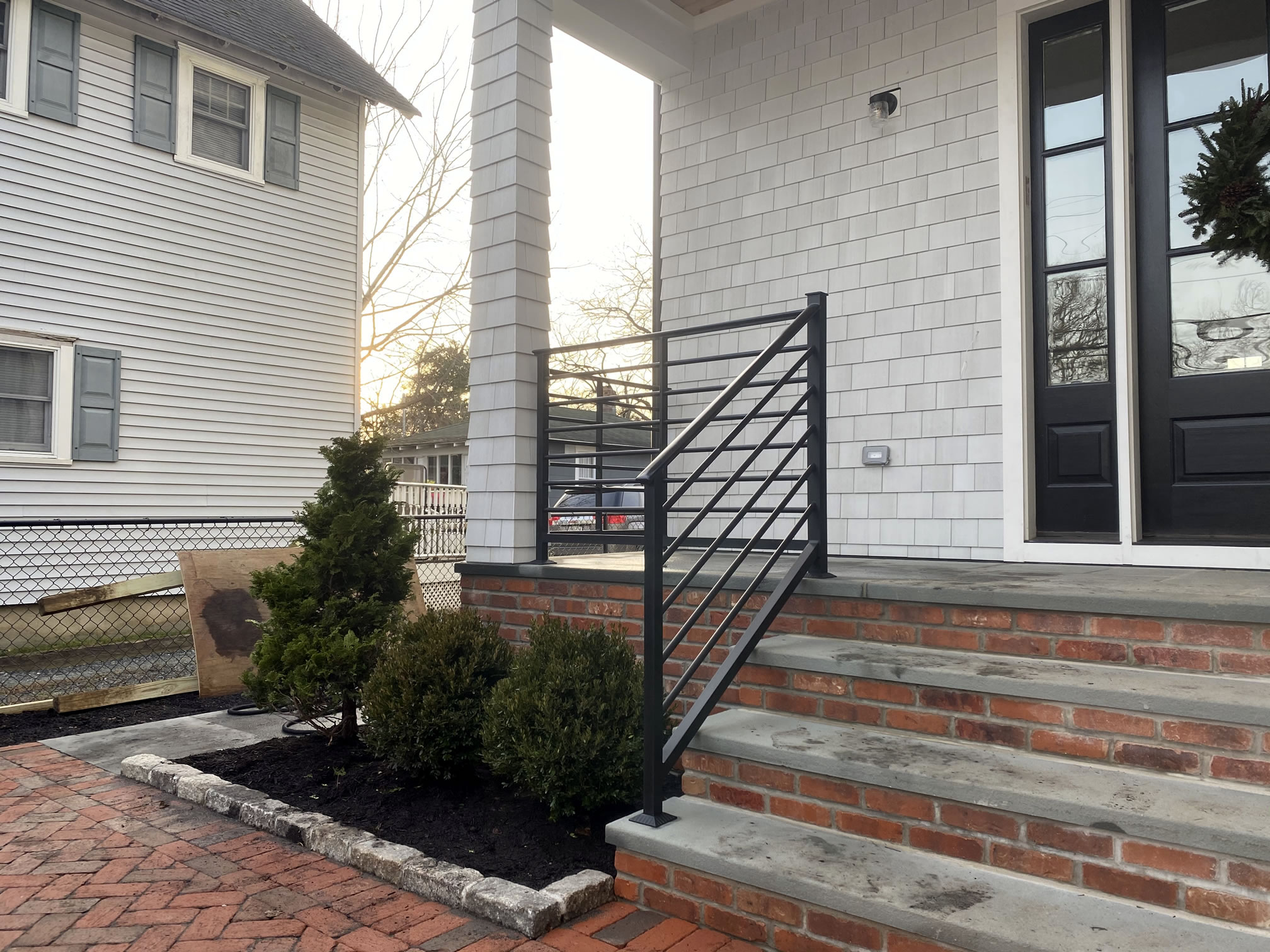 Exterior Horizontal Line Railings | Newman Iron Works