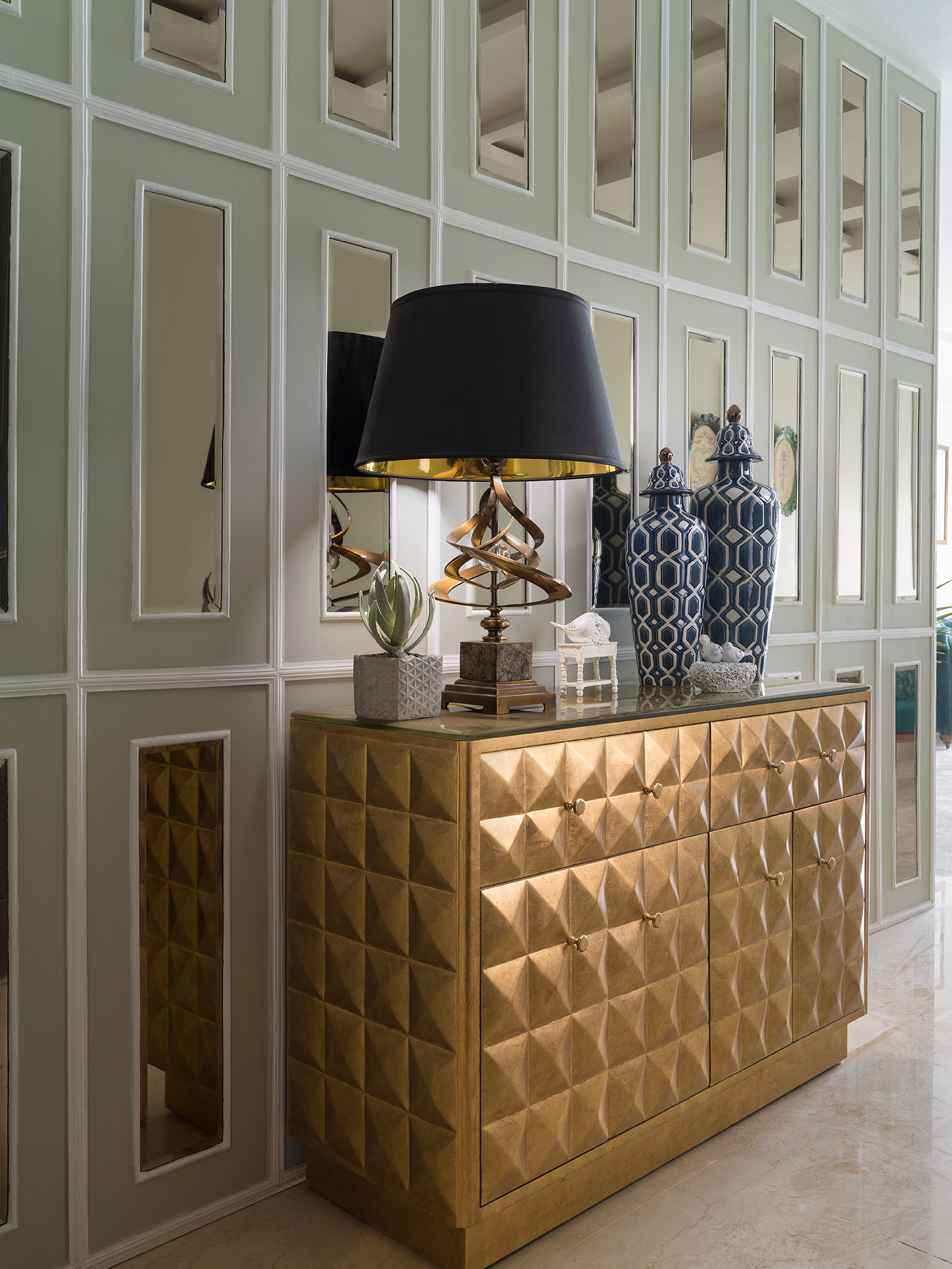 Kanpur Houzz: A Dreamy Home With French Country Style Interiors