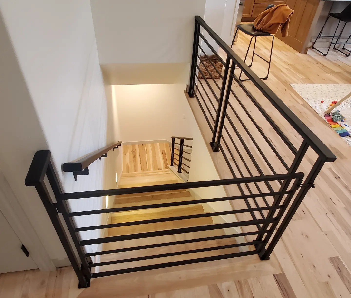 Modern Horizontal Flat Black Railing | Form Fit Metal