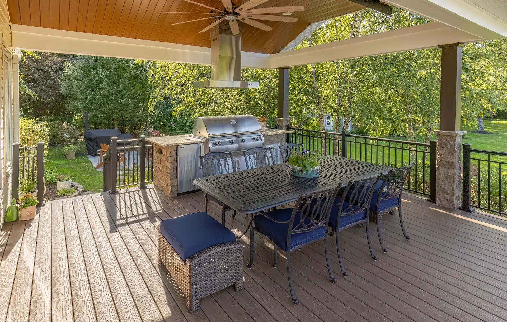 Outdoor Kitchen Builders Near You in NJ & PA