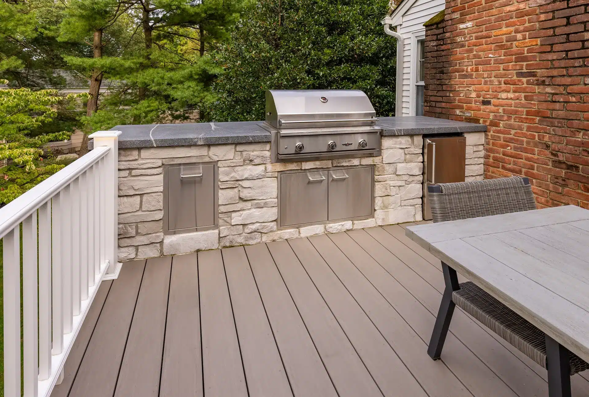 Outdoor Kitchen Builders Near You in NJ & PA