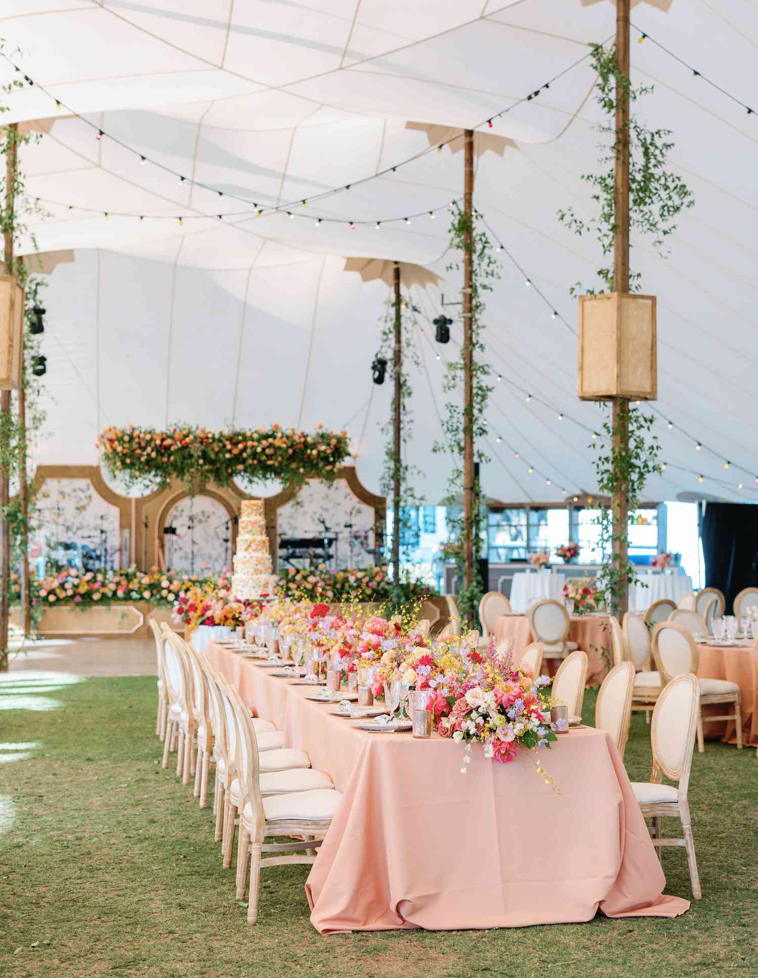 Outdoor Reception Tent: 23 Breathtaking Ideas for Inspiration