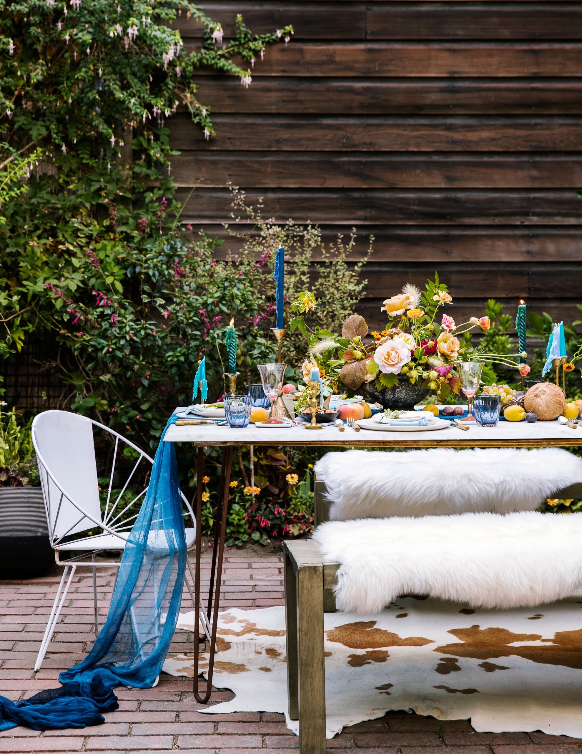 Stunning Floral Centerpieces for Your Next Outdoor Party – Sunset Magazine
