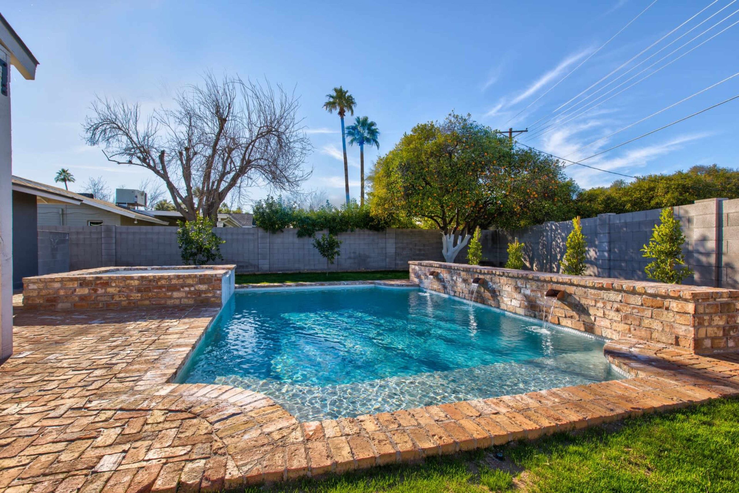 Stunning Resort Style Pool and Spa, Scottsdale, AZ | Production | Peerspace