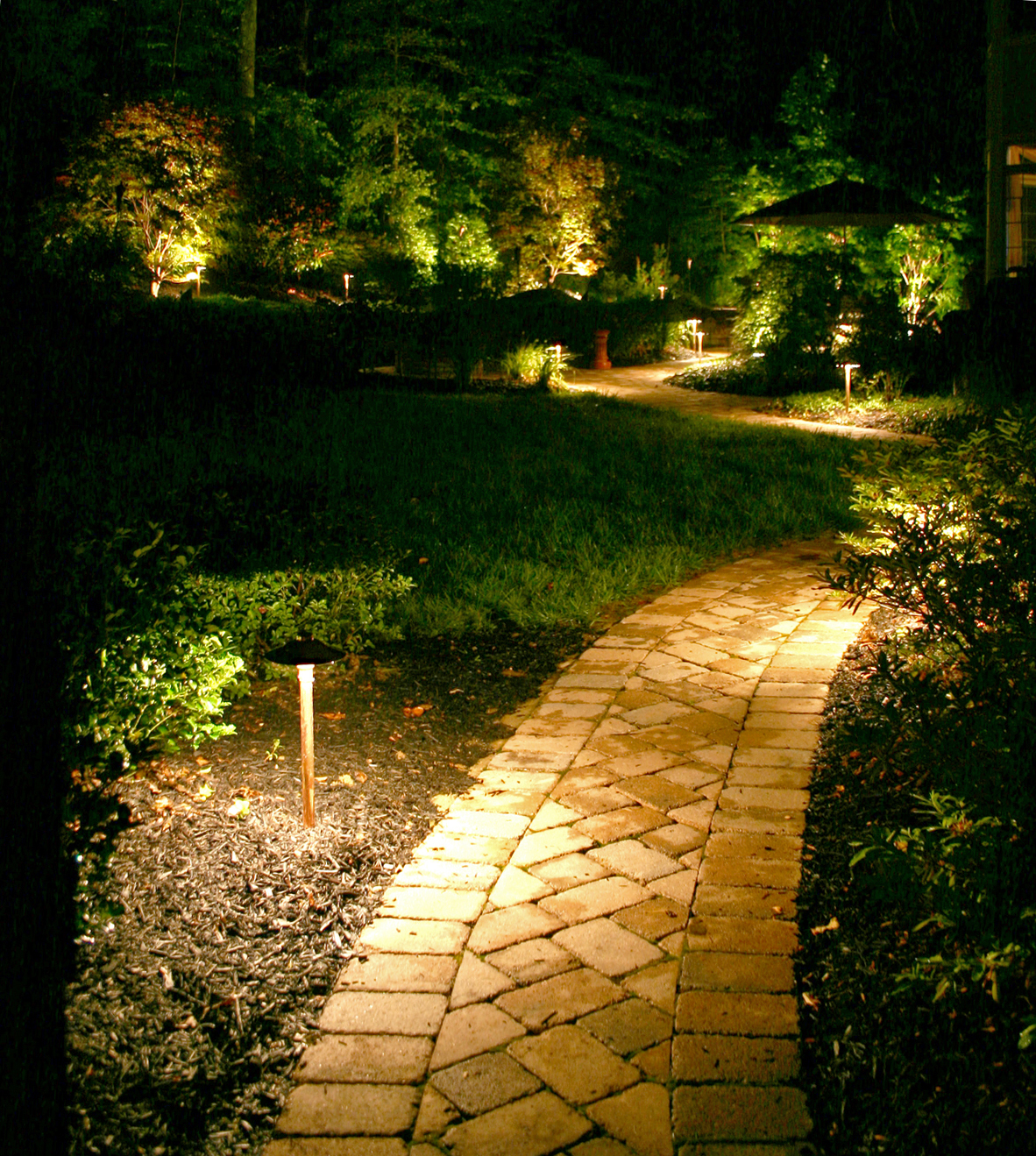 The Advantages of Pathway Lighting for Your Germantown Home