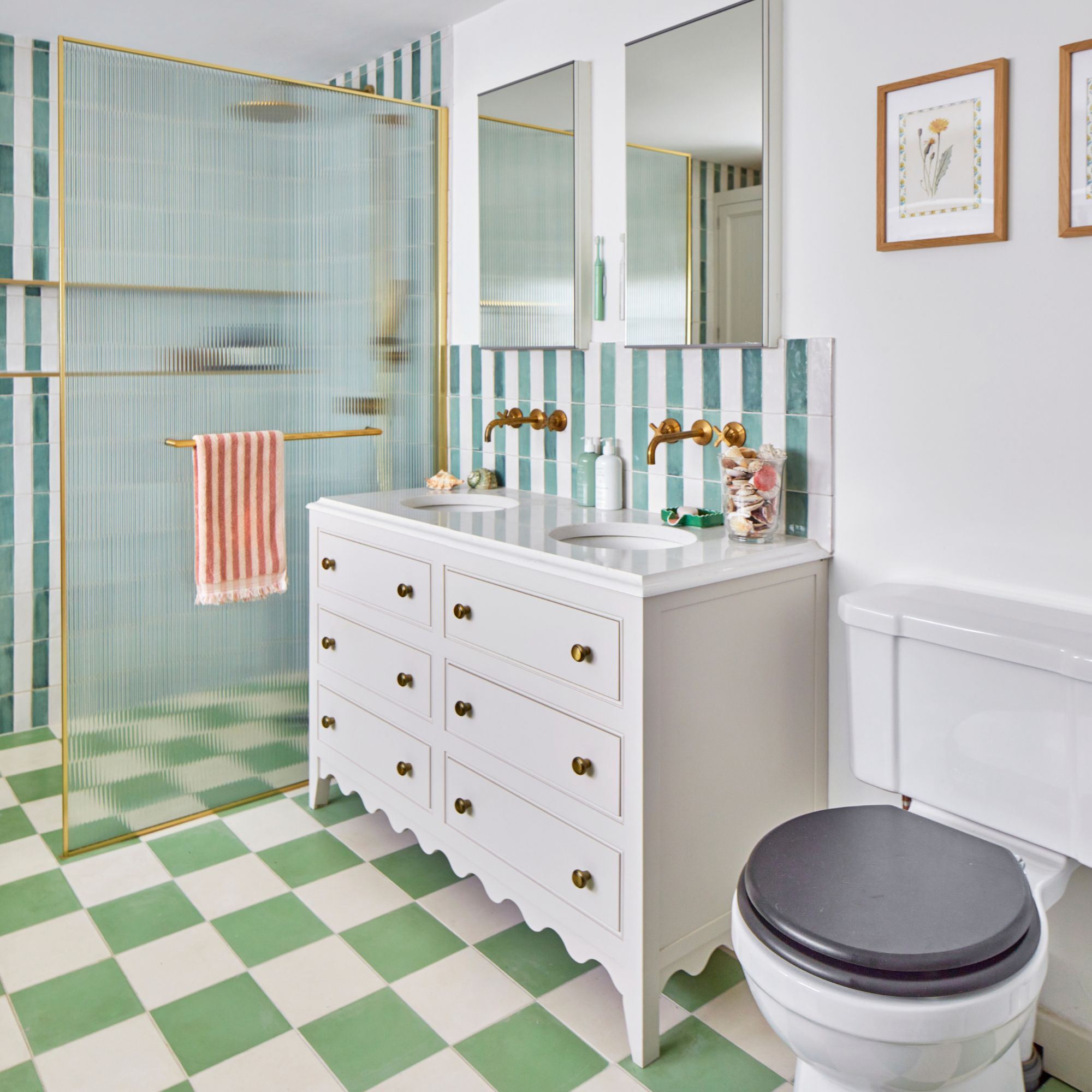 These are the best trending colours for a bathroom…