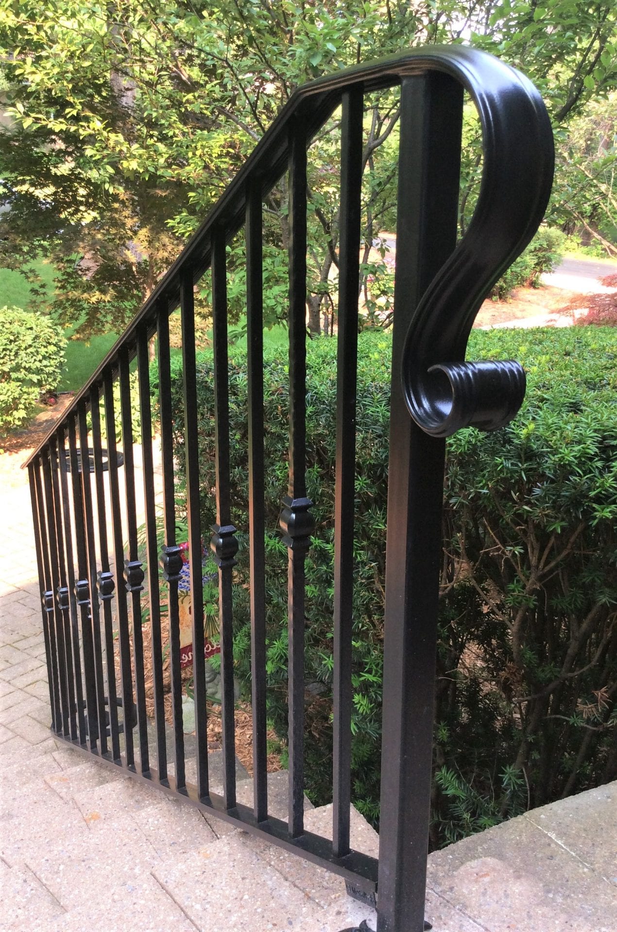 Traditional Wrought Iron Porch Railing For Your Homes Exterior