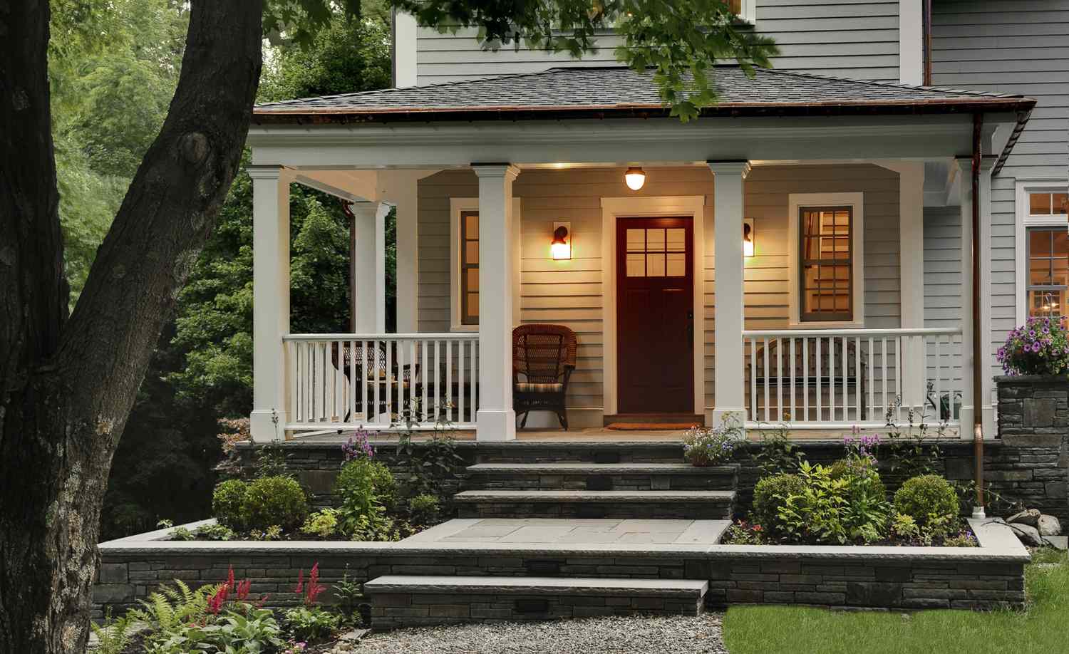 35 Front Porch Decorating Ideas to Freshen Up Your Outdoor Space